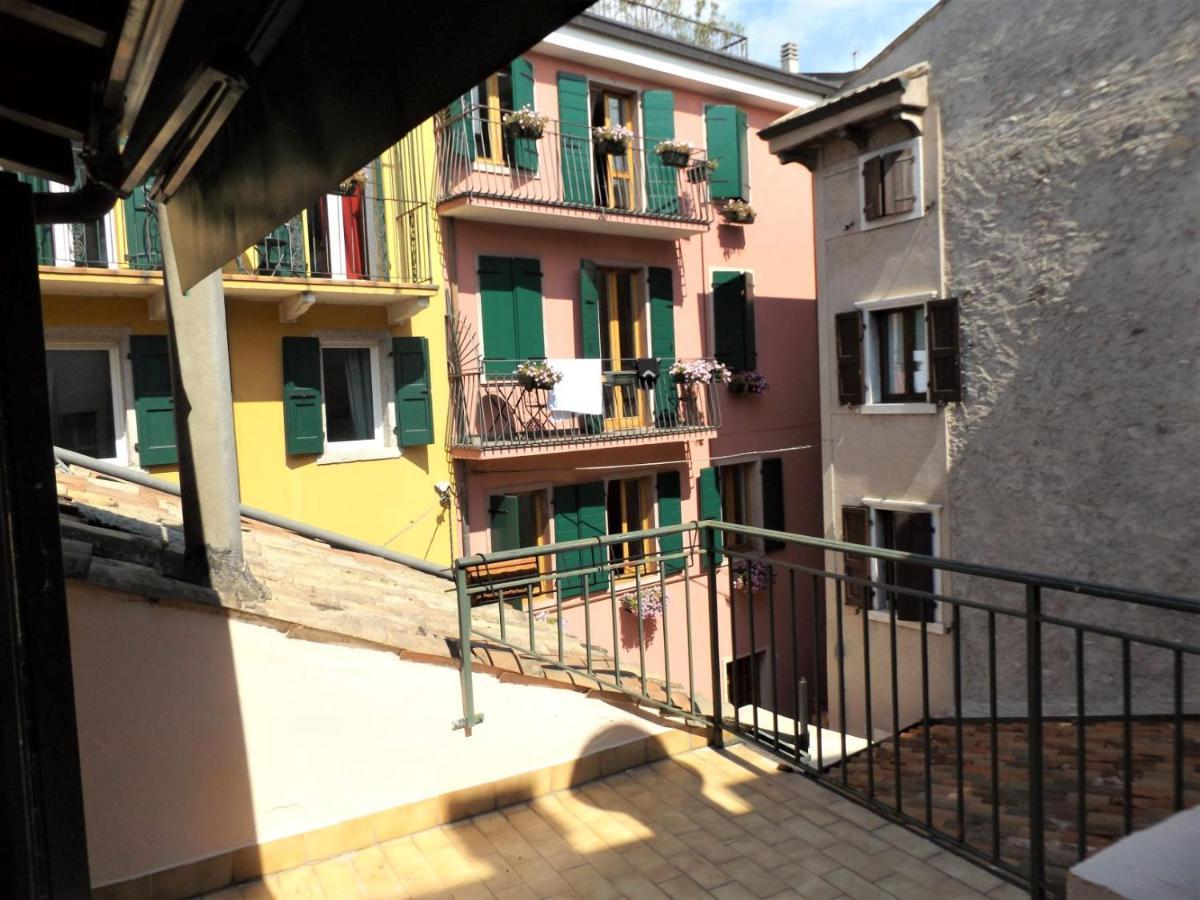 Casa Catullo Villa Garda  Bagian luar foto